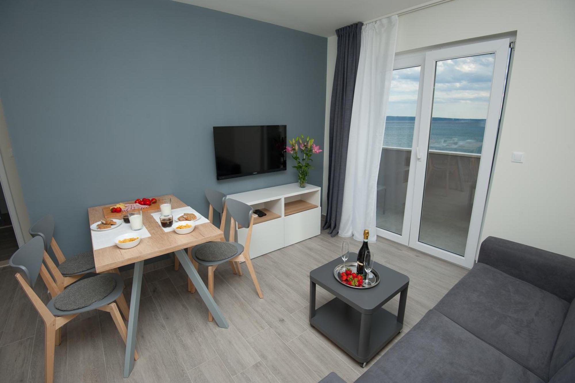 Seaside Luxury Suites Podstrana Rum bild