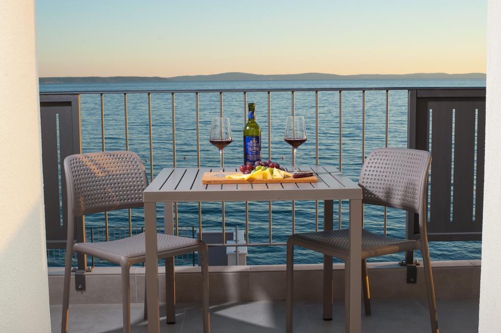 Seaside Luxury Suites Podstrana Exteriör bild