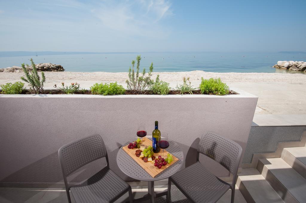 Seaside Luxury Suites Podstrana Exteriör bild