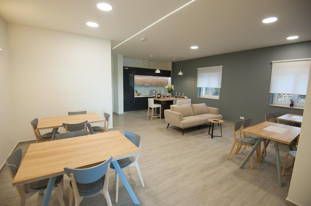 Seaside Luxury Suites Podstrana Exteriör bild